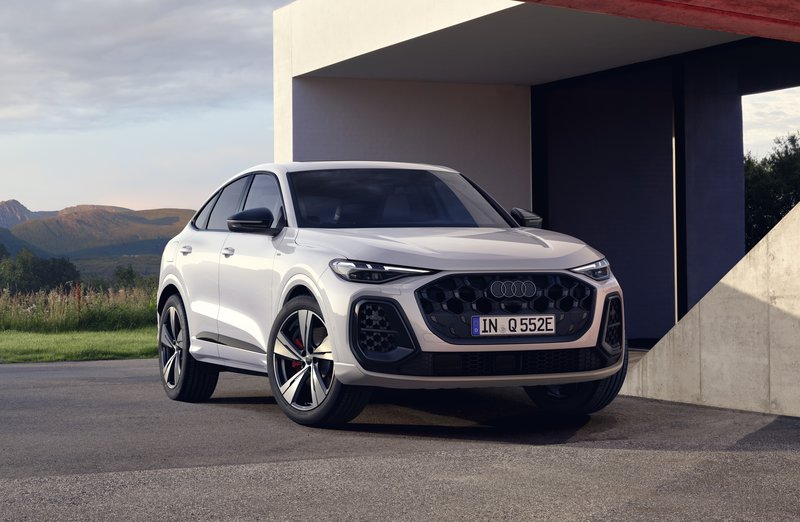 Audi Q5 Sportback e-hybrid quattro Audi Q5 Sportback e-hybrid quattro