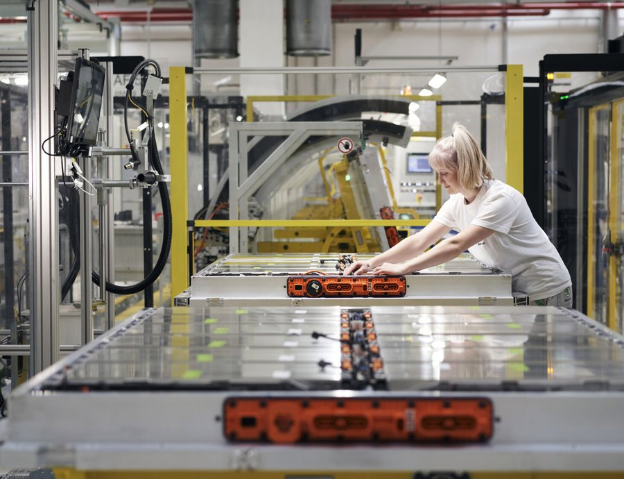Έρευνα: Πώς οι μπαταρίες των EV μπορούν να ξεπεράσουν τους θερμικούς κινητήρες σε διάρκεια ζωής