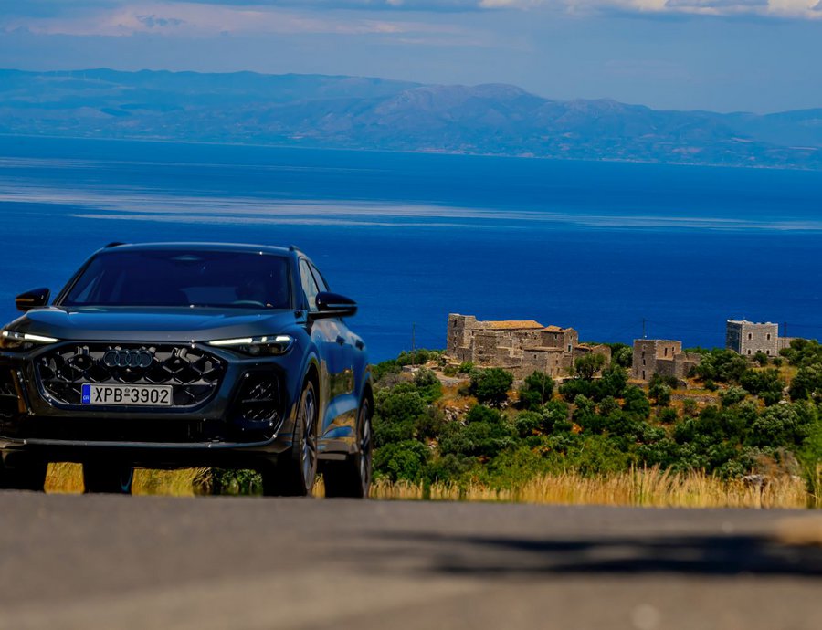 Escape: Ταξιδεύουμε στην επιβλητική Μάνη με το νέο Audi Q5 (video) Escape: Ταξιδεύουμε στην επιβλητική Μάνη με το νέο Audi Q5 (video)