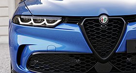 Alfa Romeo: Η πρώτη επίσημη εικόνα του νέου C-SUV των Ιταλών