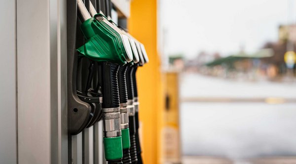 Fuel Pass: Πότε θα «κλειδώσει» η επιστροφή του μέτρου - Σε ανοδική τροχιά οι τιμές στα πρατήρια