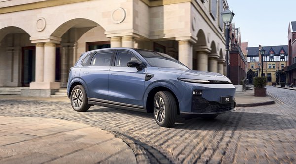 Πόσο πιθανό είναι να δούμε το Leapmotor B10 να λανσάρεται με το σήμα της Opel; Πόσο πιθανό είναι να δούμε το Leapmotor B10 να λανσάρεται με το σήμα της Opel;