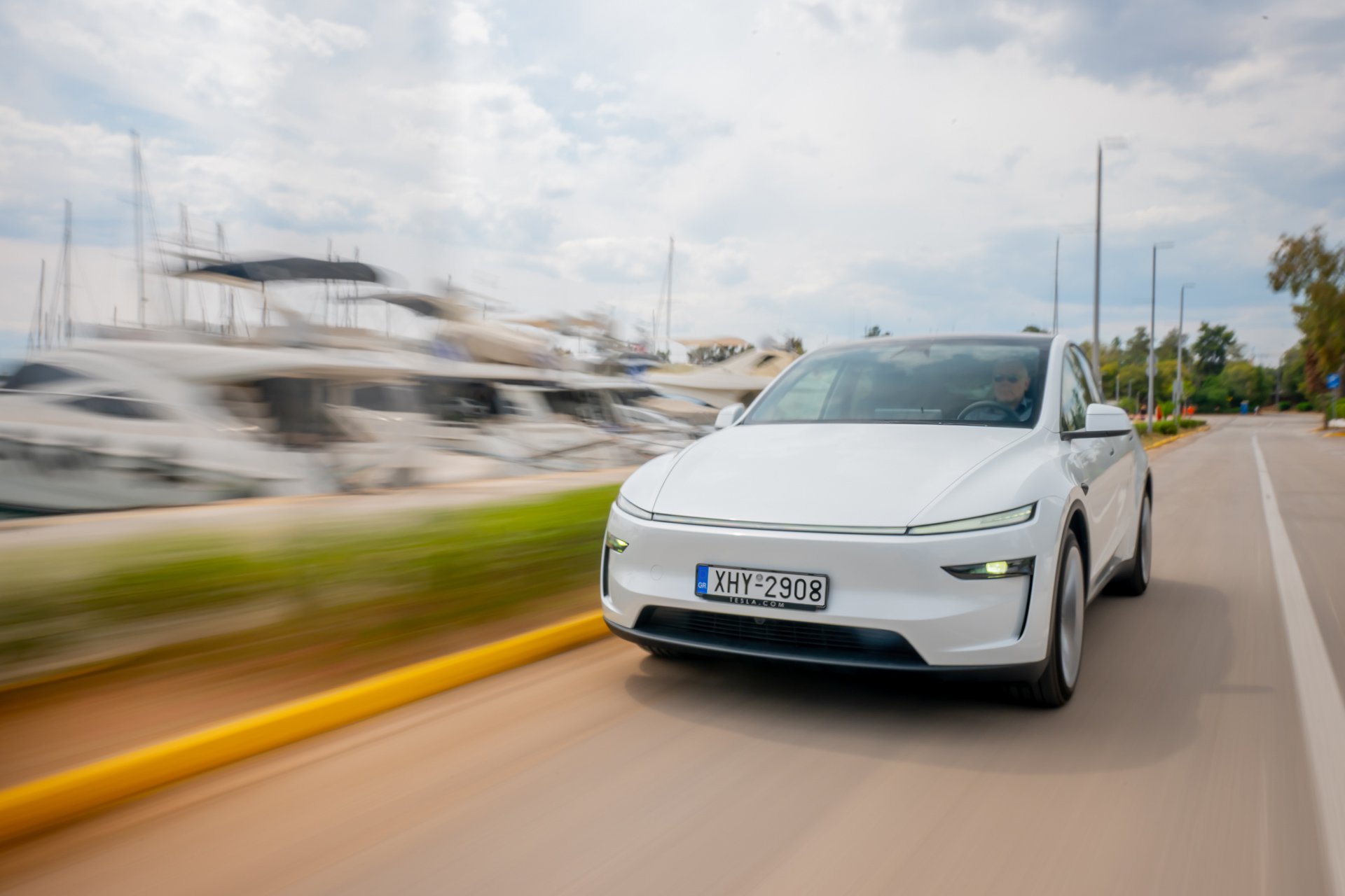 2025 TESLA MODEL Y Dual Motor Long Range - Δοκιμή, Τιμές, Τεχνικά ...