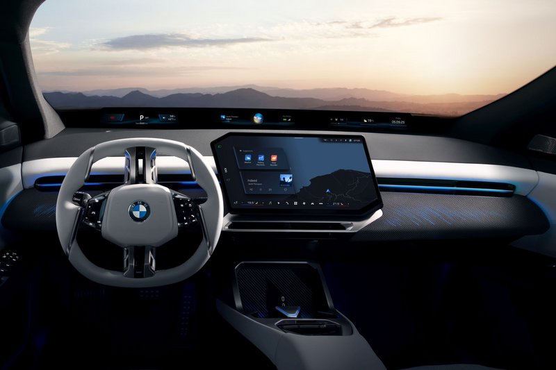 Το BMW Intelligent Personal Assistant αναβαθμίστηκε, προσφέροντας δύο νέες φωνές, ανανεωμένη απεικόνιση στο BMW Panoramic Vision και επιπλέον υποστήριξη προς τον οδηγό μέσω προληπτικών υποδείξεων με γνώμονα τις συνήθειές του. Το BMW Intelligent Personal Assistant αναβαθμίστηκε, προσφέροντας δύο νέες φωνές, ανανεωμένη απεικόνιση στο BMW Panoramic Vision και επιπλέον υποστήριξη προς τον οδηγό μέσω προληπτικών υποδείξεων με γνώμονα τις συνήθειές του.