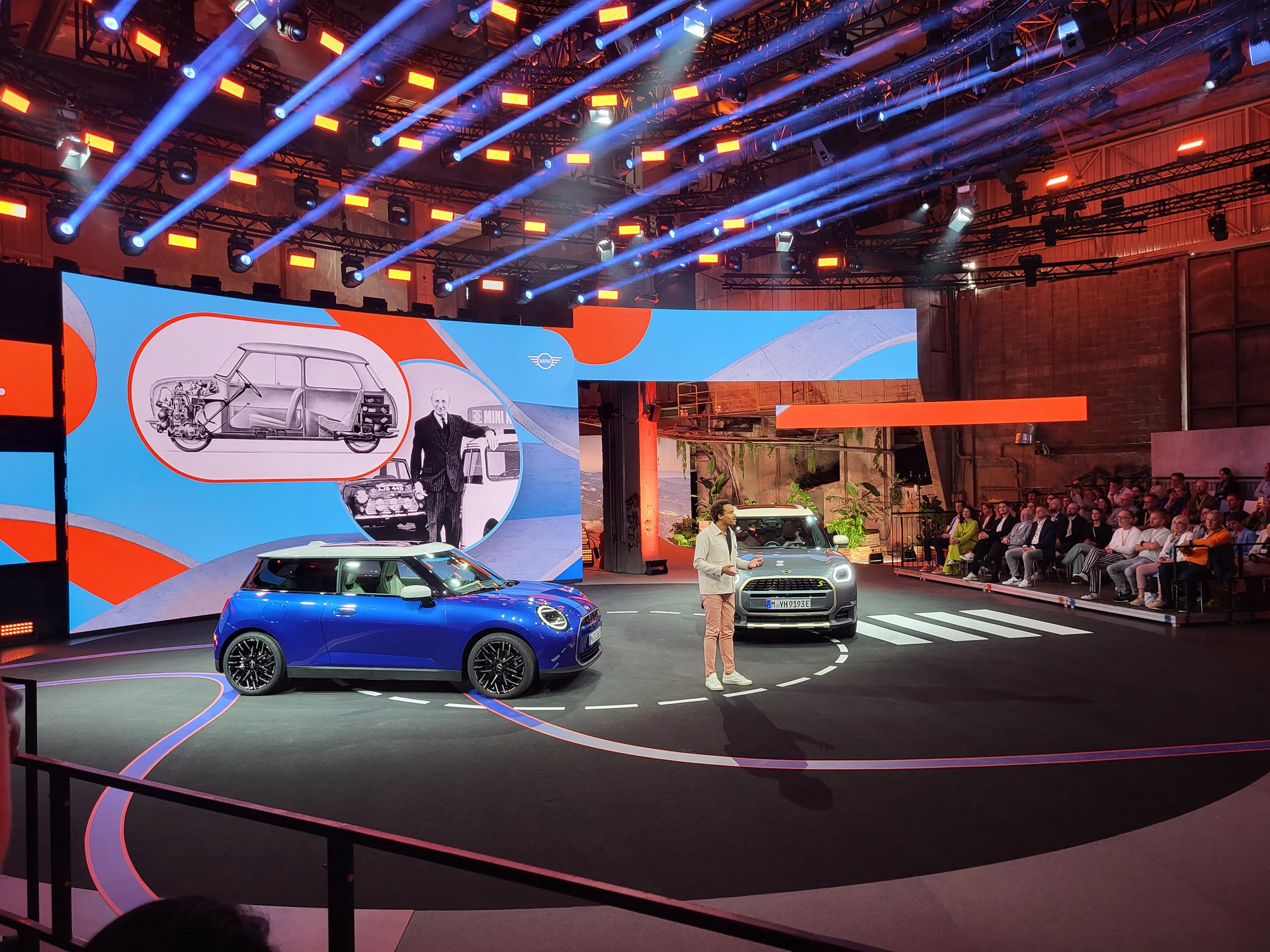 Αποστολή στο Μόναχο: Είδαμε από κοντά τα νέα MINI Cooper Electric ...