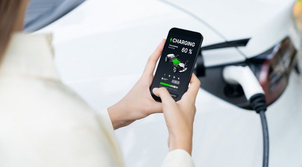 Έρευνα: Πόσο συμφέρει πραγματικά η χρήση ηλεκτρικού αυτοκινήτου στην Ελλάδα;