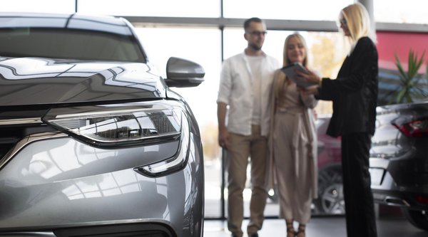 Κοινωνικό leasing: Τα εισοδηματικά κριτήρια και οι δικαιούχοι - Πότε ανοίγει το πρόγραμμα