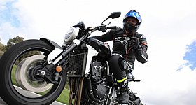 Δοκιμάζουμε στην Ισπανία τη 2018 Honda CB1000R