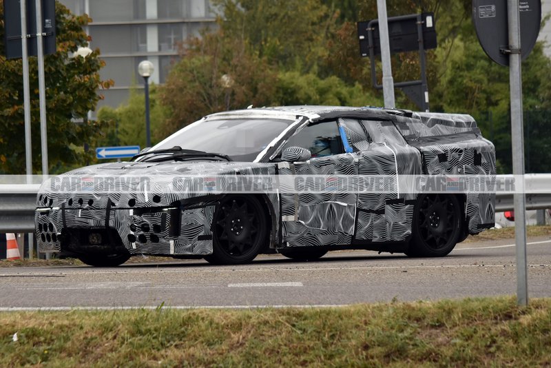 Το πρωτότυπο της Ferrari Elettrica σε δοκιμές τον Σεπτέμβριο. Το πρωτότυπο της Ferrari Elettrica σε δοκιμές τον Σεπτέμβριο.
