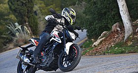 2018 KTM DUKE: 250 ποιοτικά κυβικά σε τιμή 125!
