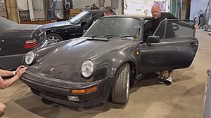 Πραγματικός θησαυρός! Μια Porsche 930 Turbo πλένεται για πρώτη φορά μετά από 19 χρόνια (video) Πραγματικός θησαυρός! Μια Porsche 930 Turbo πλένεται για πρώτη φορά μετά από 19 χρόνια (video)
