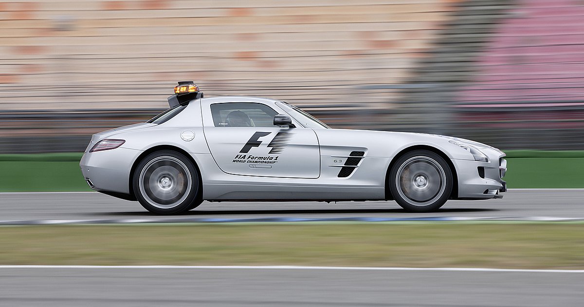 Η Mercedes-Benz SLS AMG σε χρέη Αυτοκίνητου Ασφαλείας. Η Mercedes-Benz SLS AMG σε χρέη Αυτοκίνητου Ασφαλείας.