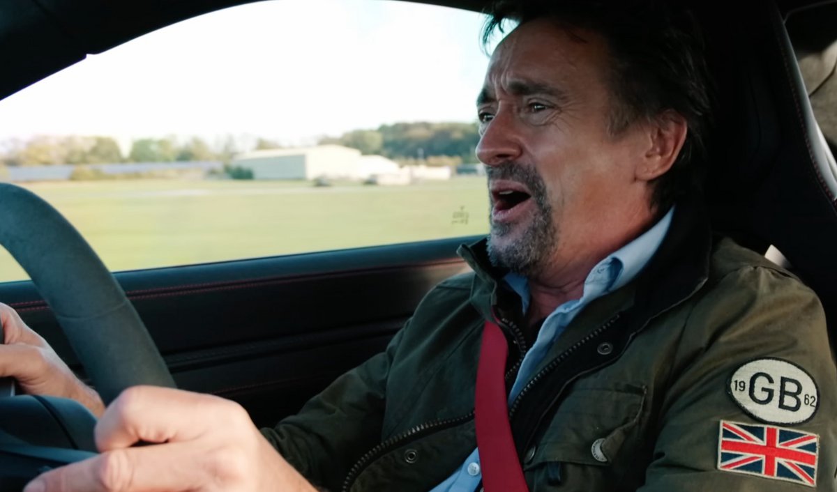 Ο Richard Hammond επέστρεψε στη θρυλική πίστα του Top Gear με το αγαπημένο του αυτοκίνητο (video) Ο Richard Hammond επέστρεψε στη θρυλική πίστα του Top Gear με το αγαπημένο του αυτοκίνητο (video)