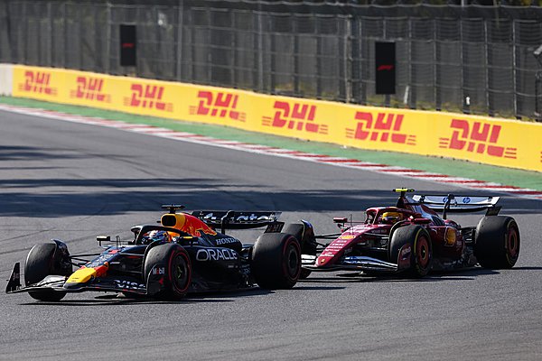 GP Πόλης του Μεξικού: Γιατί ο Verstappen χτύπησε με τον Hamilton αλλά δεν τιμωρήθηκε GP Πόλης του Μεξικού: Γιατί ο Verstappen χτύπησε με τον Hamilton αλλά δεν τιμωρήθηκε