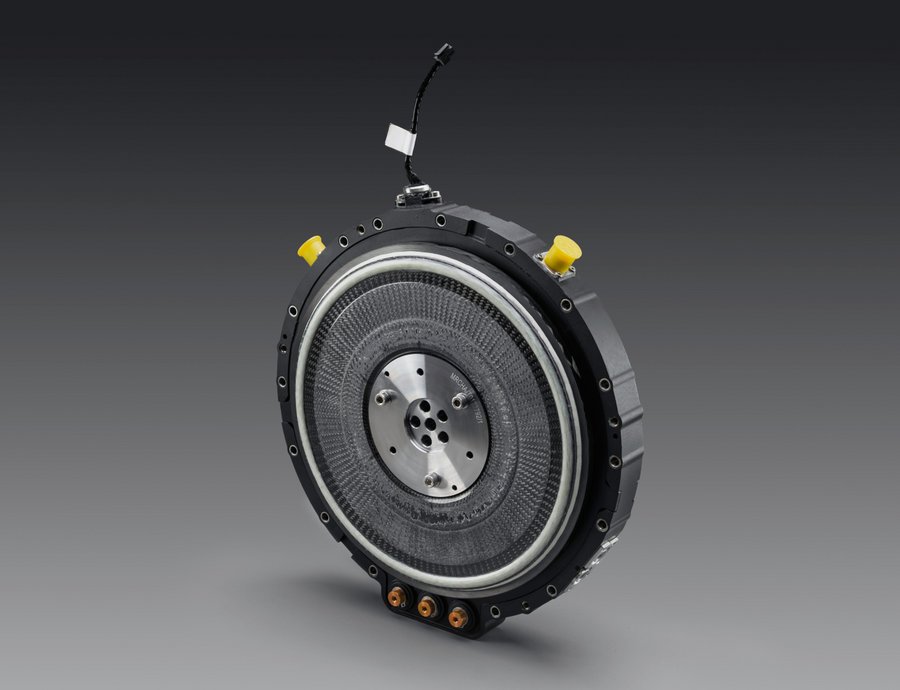 Ηλεκτρική επανάσταση από τη Mercedes-Benz: Κινητήρας 13 kg αποδίδει πάνω από 1.000 PS Ηλεκτρική επανάσταση από τη Mercedes-Benz: Κινητήρας 13 kg αποδίδει πάνω από 1.000 PS