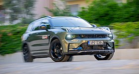 Δοκιμάζουμε το ανανεωμένο Lynk&Co 01 276PS PHEV με τις hot επιδόσεις