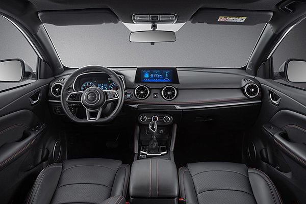 Black Friday προσφορά: Ευρύχωρο C-SUV με κινητήρα 1.5L και αυτόματο κιβώτιο, διαθέσιμο από 18.900€!