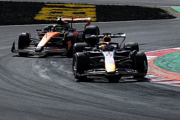 F1: Πού «βολεύονται» McLaren και Red Bull στους τέσσερις τελευταίους αγώνες της σεζόν