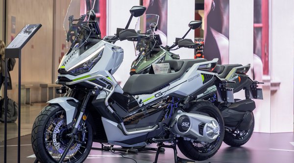 EICMA 2025 - Zontes 552G 2026