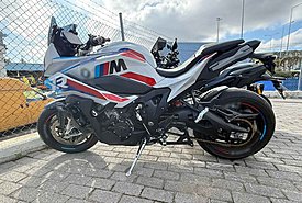 Αττική Οδός: Ταυτοποιήθηκαν από την Αστυνομία 2 άτομα που έκαναν σούζες με 250 km/h και ανέβασαν video στα social media