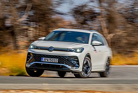 VW Tiguan eHybrid 204PS R-Line: Δοκιμάζουμε το πολυτελές και πρακτικό plug-in SUV 