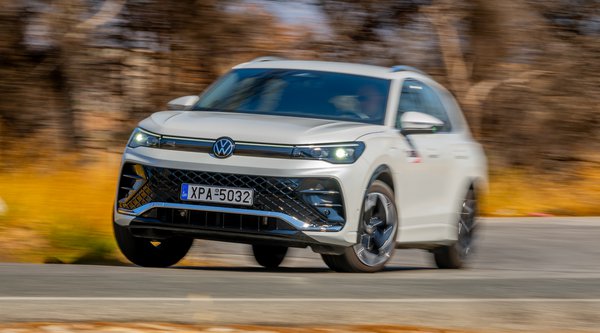 VW Tiguan eHybrid 204PS R-Line: Δοκιμάζουμε το πολυτελές και πρακτικό plug-in SUV 
