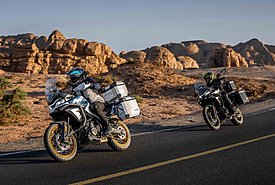 CFMOTO 700MT και 800MT Sport με δώρο γνήσιο τριβάλιτσο στην τιμή