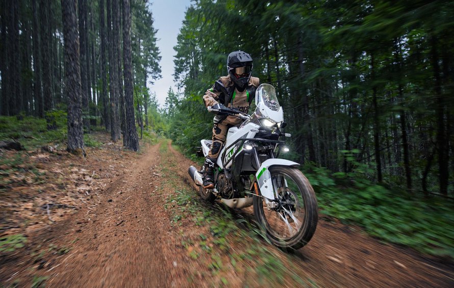 Kawasaki KLE 500 2026 – Πρώτες πληροφορίες για τιμή