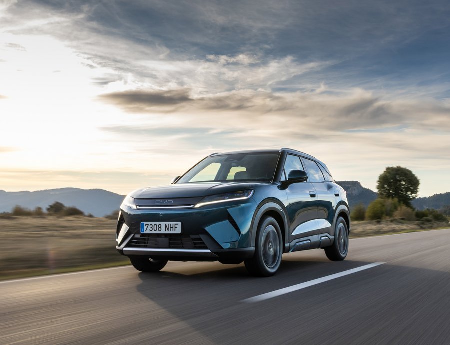 BYD ATTO 2 DM-i: «Μεταμορφώνεται» σε plug-in hybrid με 1.000 km αυτονομίας (photos)