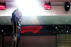 F1: Πώς μπορεί να στεφθεί πρωταθλητής ο Verstappen μετά τον διπλό αποκλεισμό των McLaren