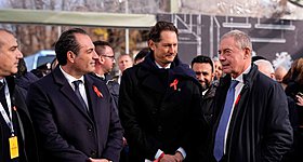 Ο Elkann προειδοποιεί την ΕΕ: «Χαλαρώστε τους στόχους των εκπομπών ρύπων για να μην καταστραφούν οι ευρωπαϊκές μάρκες»