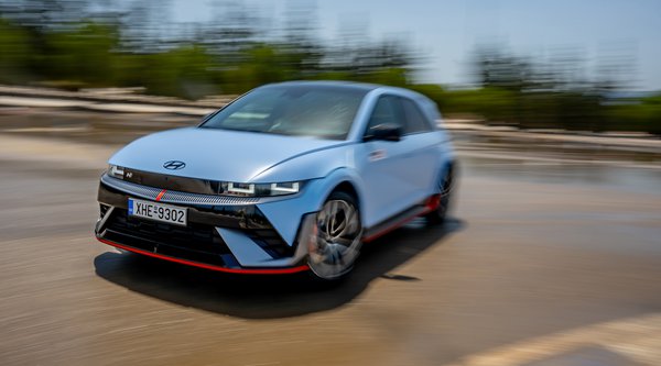 Αυτό το Hyundai έχει... ξετρέλανει τους ανθρώπους της Porsche!