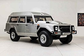 Η Lamborghini LM002 του Σουλτάνου του Μπρουνέι έγινε λιμουζίνα και αναζητά νέο κάτοχο (photos)