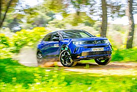 Opel XMAS Deals: Φθηνότερα έως 4.000€ τα θερμικά και υβριδικά μοντέλα - Μέχρι πότε ισχύει η προσφορά