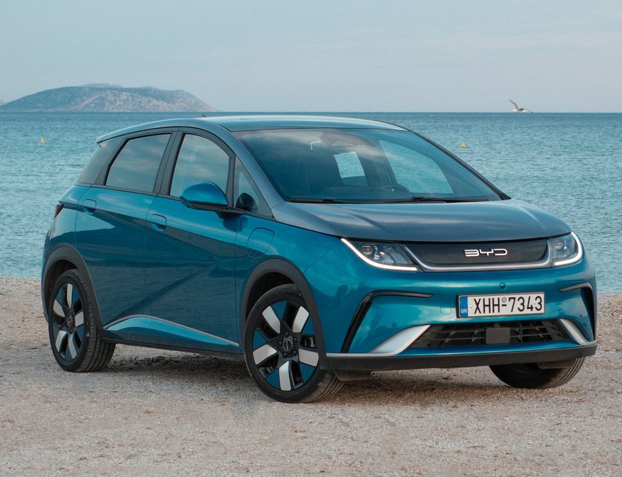 BYD Dolphin: Έσπασε το «φράγμα» του 1 εκατ. πωλήσεων - Ποια άλλα ηλεκτρικά το έχουν καταφέρει