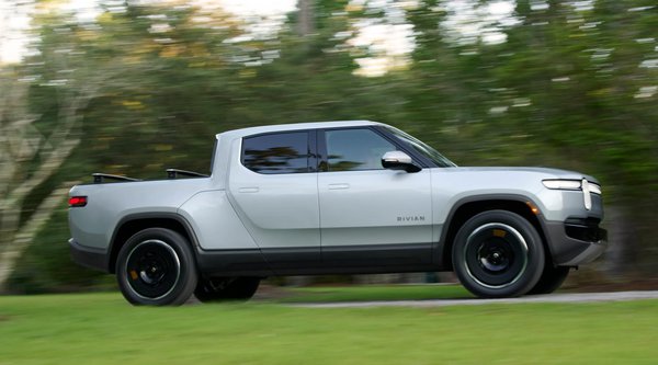 Απίστευτο: Οδηγός EV πλήρωσε για επισκευή όσα θα έδινε για ένα... καινούριο όχημα!