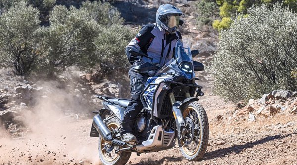 Ταξινομήσεις δικύκλων Νοεμβρίου 2025 – Ολοταχώς για νέο ρεκόρ