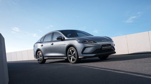 Στην Ελλάδα το νέο BYD SEAL 5 DM-i με τα 1.000 km συνδυαστικής αυτονομίας (τιμή)