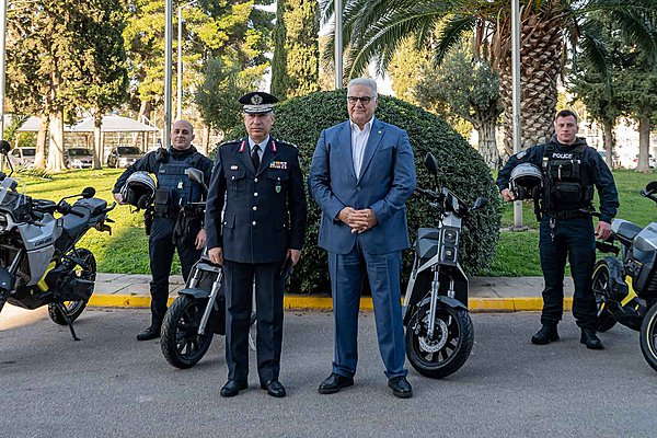 Αυτές είναι οι νέες ηλεκτρικές μοτοσυκλέτες της Ελληνικής Αστυνομίας