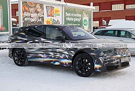 Bentley: Το αστικό SUV αποκαλύπτει το πολυτελές εσωτερικό του με στοιχεία Porsche Cayenne (photos)