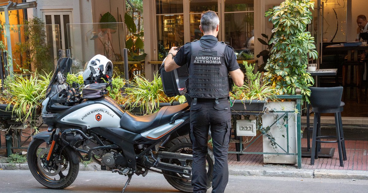 Δήμος Αθηναίων: Επιστρέφονται οι πινακίδες των οχημάτων λόγω εορτών - Ποιες παραβάσεις εξαιρούνται