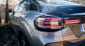 Γαλλικό μικρομεσαίο με χώρους, κατανάλωση 5,1 L/100 km και τιμή «λουκούμι» (photos)