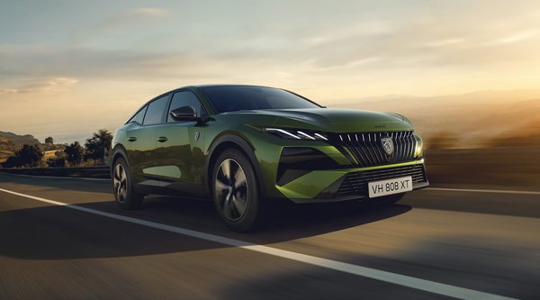 Peugeot: Στην Ελλάδα το νέο 408 - Πόσο κοστίζει η mild hybrid έκδοση