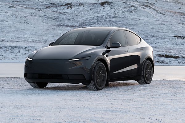 Tesla: Στην Ελλάδα το προσιτό Model Y με την αυτονομία των 657 km (τιμή)