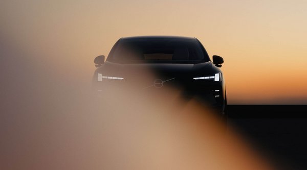 Volvo: Παρακολουθήστε LIVE την παρουσίαση του ολοκαίνουργιου EX60 (video)