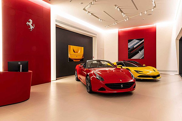 Νέα εποχή για τη Ferrari στην Ελλάδα - Πού βρίσκεται η νέα έκθεση και το service center (photos)