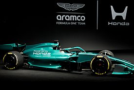 F1: Η Aston Martin AMR26 βγήκε στην πίστα και «έμεινε» (photo-video)