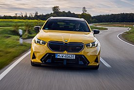 BMW M5 Touring: Πώς θα μοιάζει το ανανεωμένο μοντέλο - Όλες οι πληροφορίες (photos)