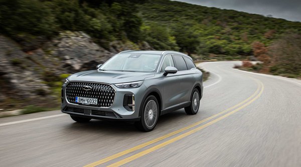 First Drive: Οδηγούμε στην Ελλάδα το Chery Tiggo 9 PHEV 428 PS