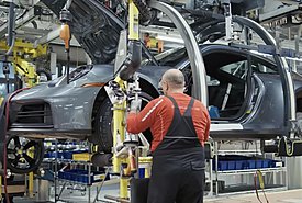 Δείτε βήμα-βήμα πώς κατασκευάζεται η Porsche 911 στο Zuffenhausen (video)